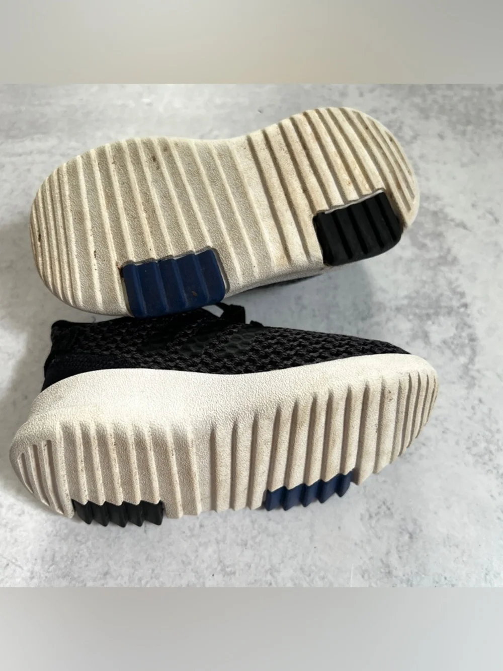 5⚽️ adidas Toddler Black Shadow Knit Slip-On Lace Sneakers with White Sole